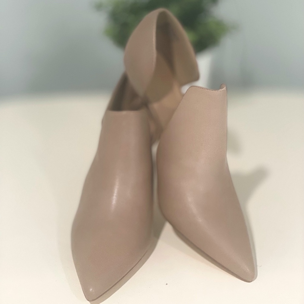 Tan Heeled Bootie